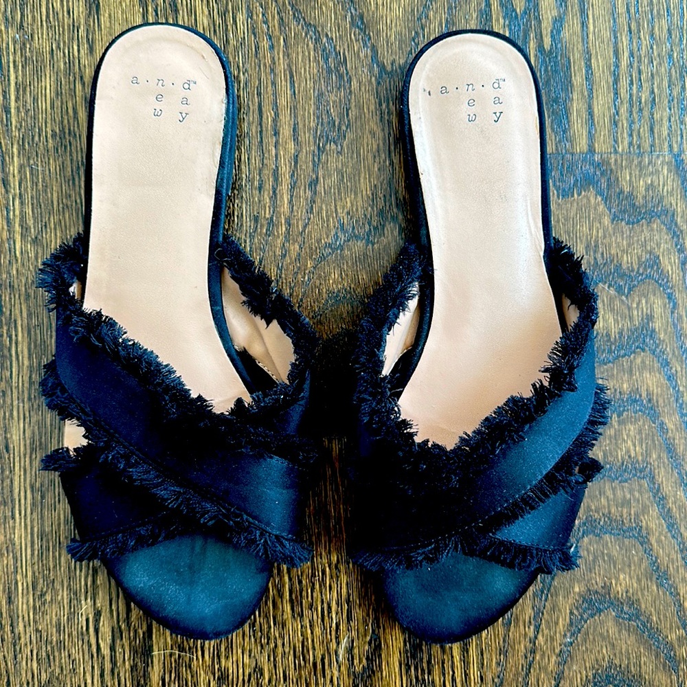 A New Day Flat Slide Sandals Satin Criss Cross Fray Fringe Trim Black size 7.5